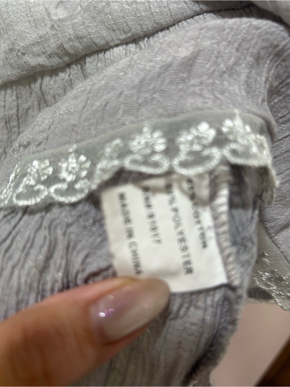Solitaire Gray Lace-Trim Tunic Top sz S - Picture 5 of 7